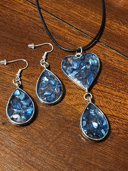 "Art of Glass" Necklace and Earring Set